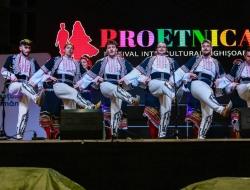 Proetnica scena
